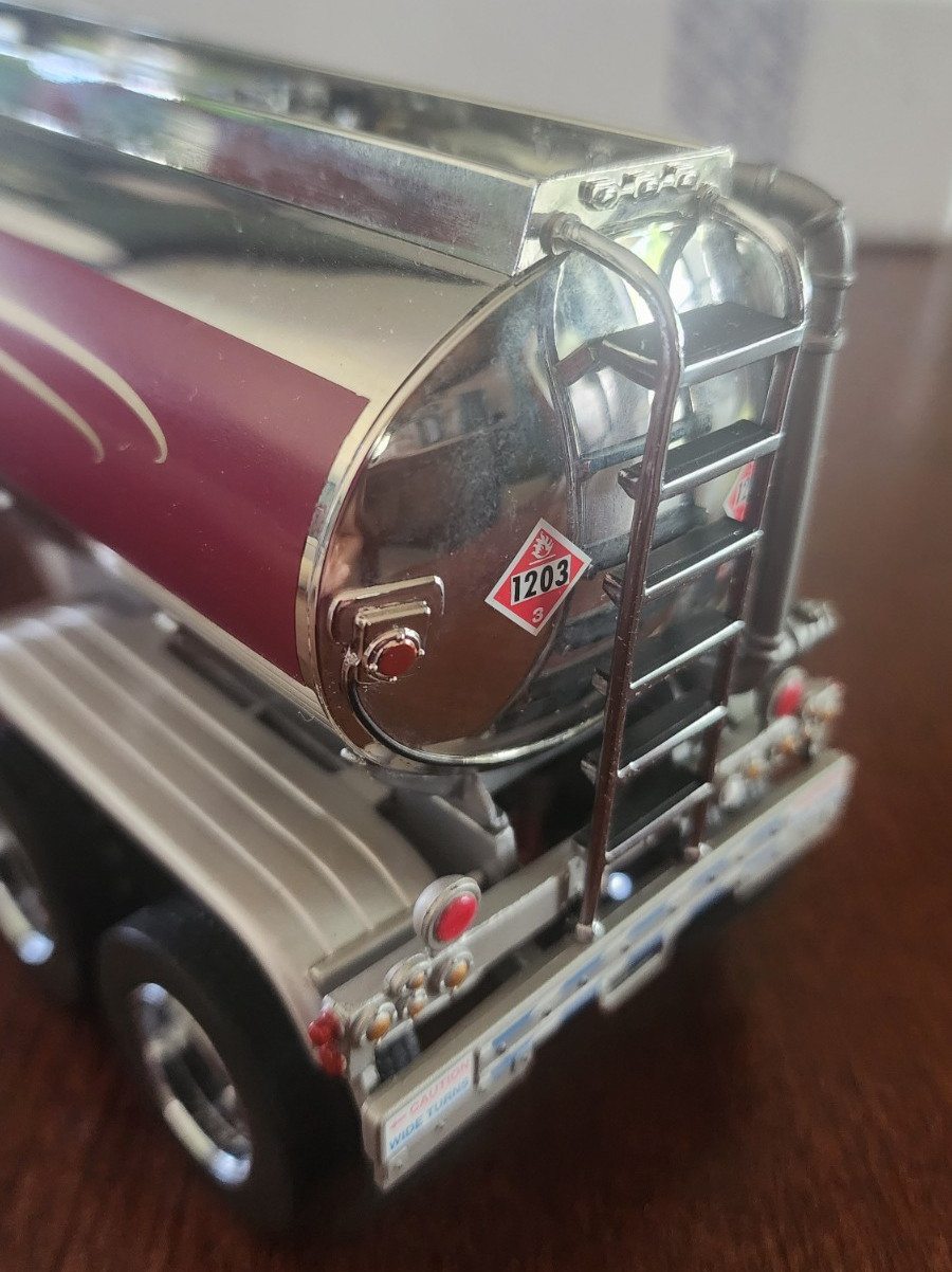 Franklin Mint Mack Diecast Tanker Trailer Silver Burgundy