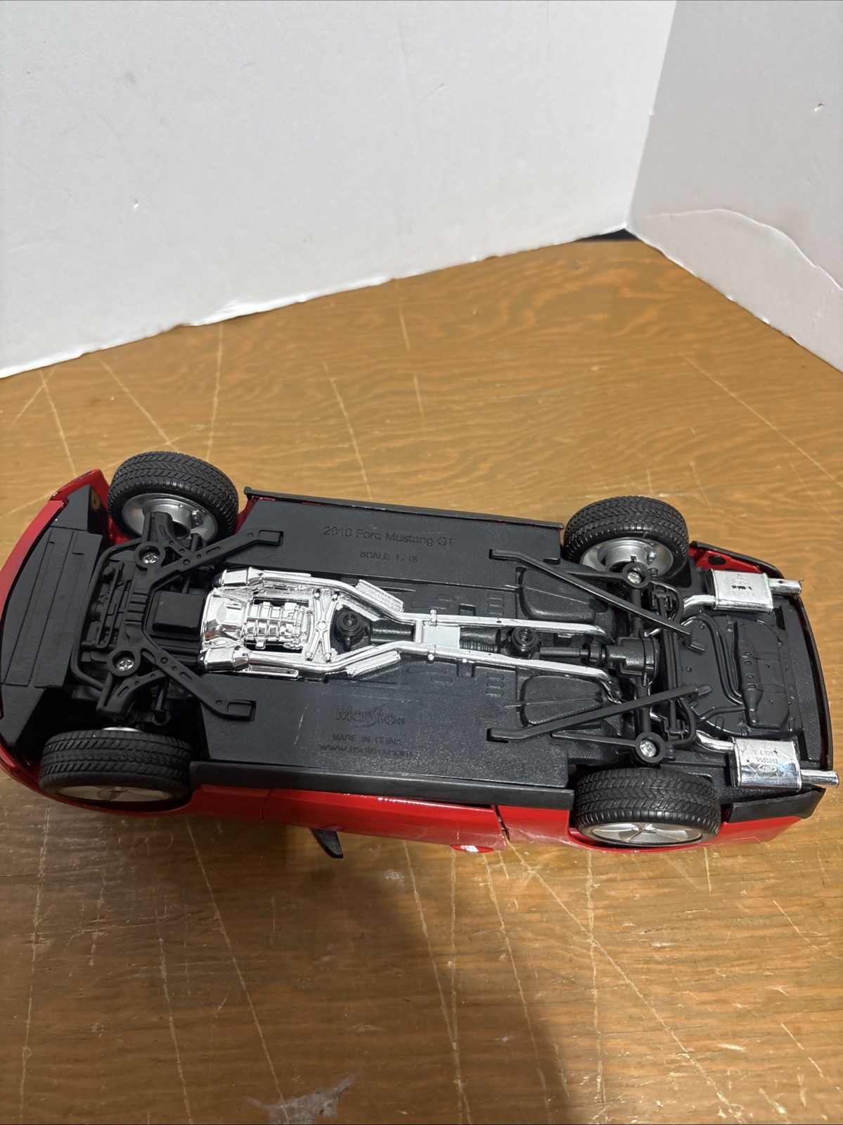 Maisto 2010 Ford Mustang GT Convertible Red 1:18 Scale Die-Cast , No Box