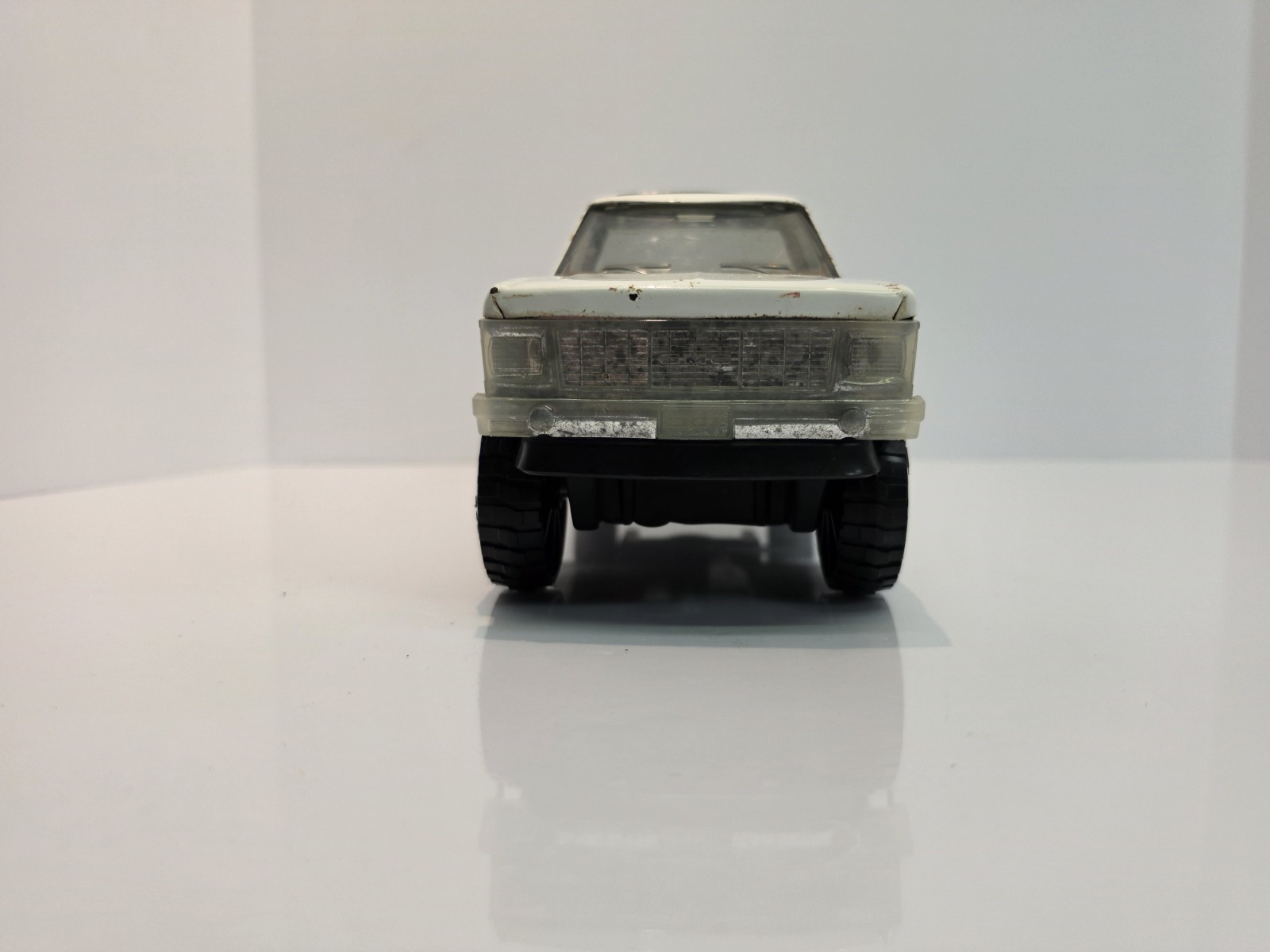 ERTL 1986 GMC PICKUP FARM TRUCK NA-CHURS LIQUID FERTILIZER 1/16 Scale