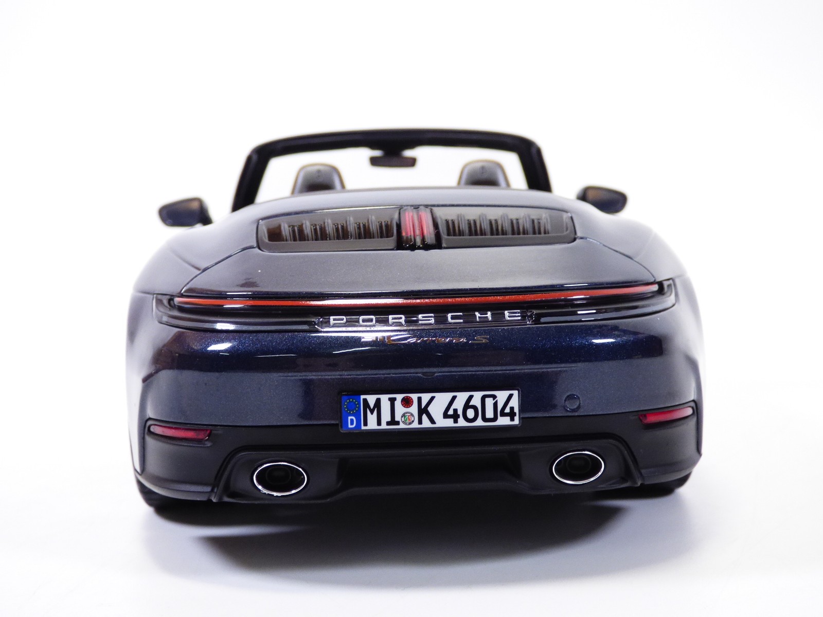 PORSCHE 911 – 992 CARRERA S cabriolet bleu Yachting 1/18 2025