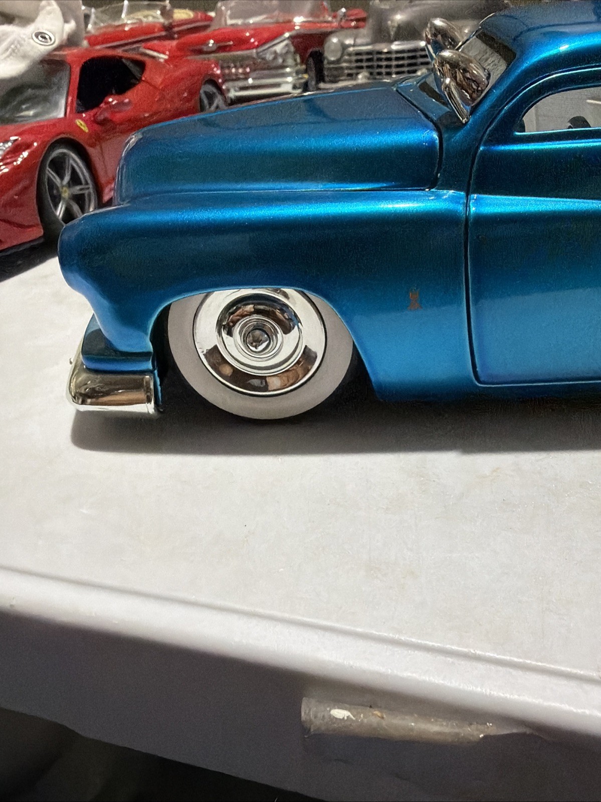 RARE Jada Toys Kustom Kings – 1951 Mercury Hard Top w/ Guitar 1/18 Scale Blue