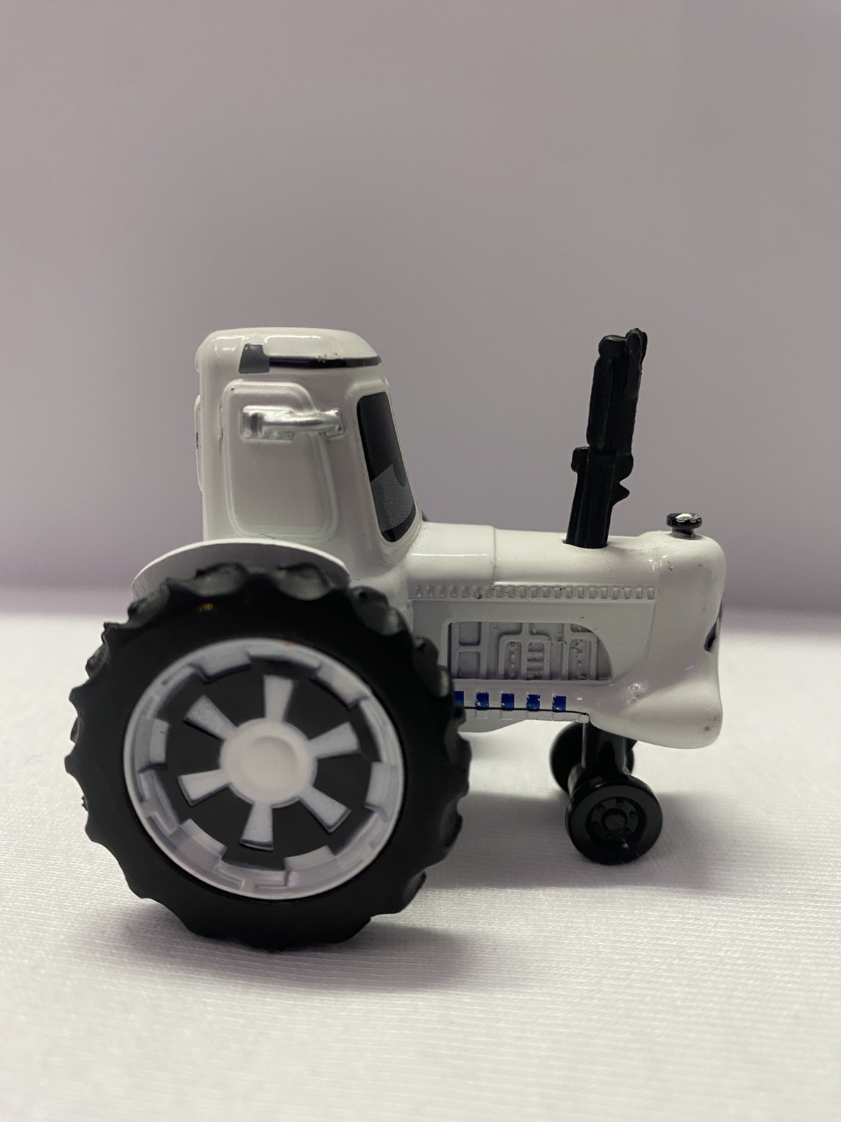 Disney Pixar Cars – Tractor as Stormtrooper Star Wars Disney Parks Exclusive