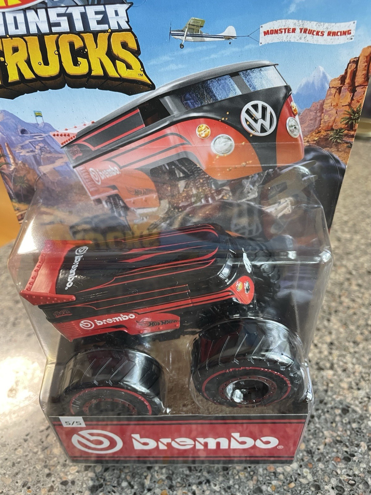 2022 Hot Wheels Monster Trucks VW Drag Bus Brembo Red & Black