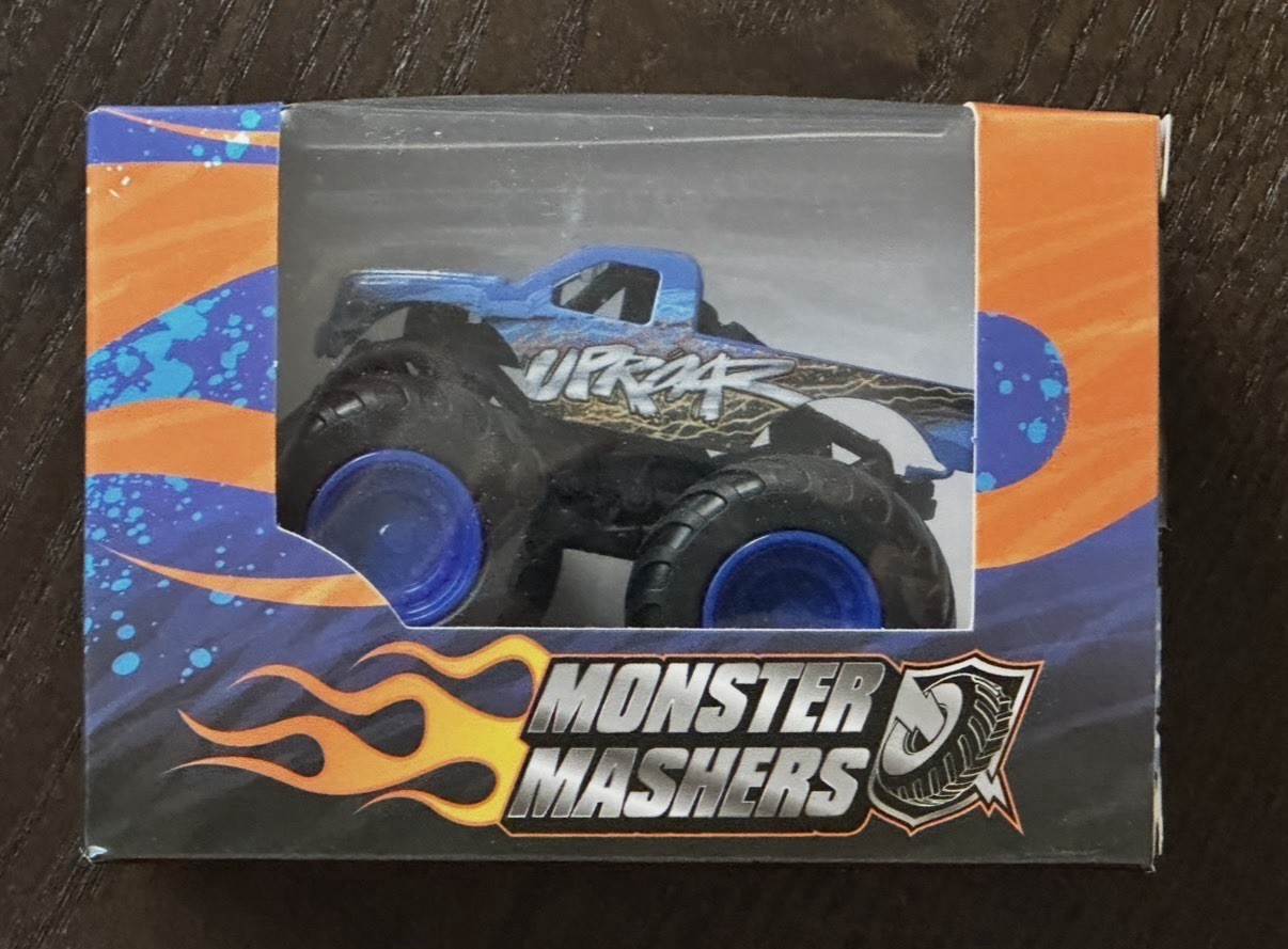 UPROAR MONSTER MASHERS MONSTER JAM TRUCK SPIN MASTER MACHINES NOT IN STORES