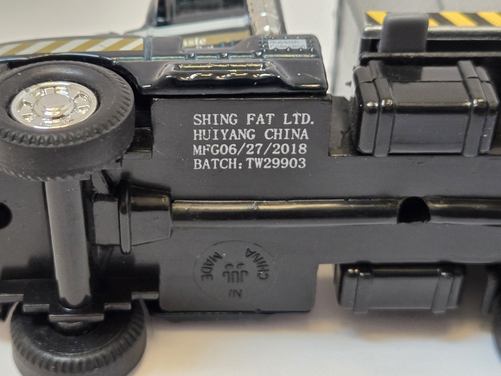 Garbage Truck 6″X1.5″ Pullback Action Black Tailgate Diecast Free Shipping