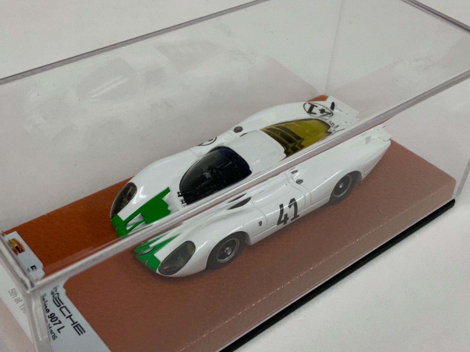 1/43 Axel’R Porsche 907 L from 1967 24 Hours Le Mans Leather base TR310