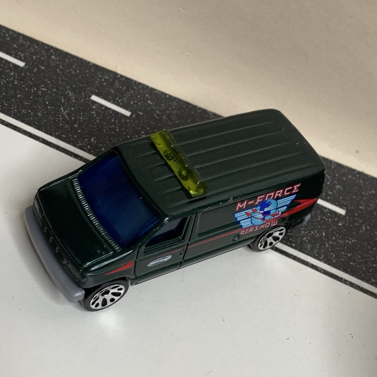 Matchbox Ford Panel Van Airspeed Dark Green Metallic M-Force Airshow w/Lights NM