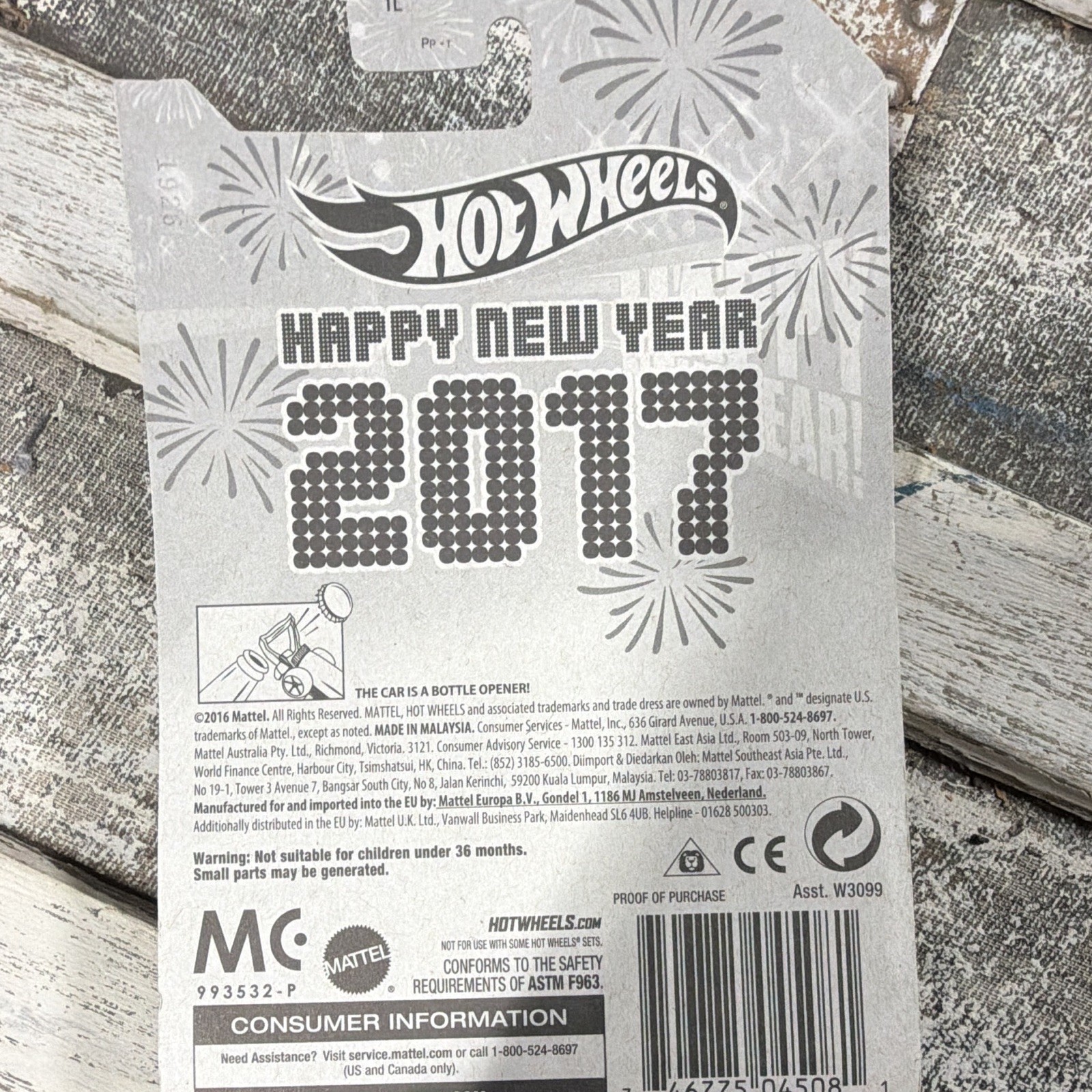 Hot Wheels Happy New Year Carbonator Diecast Car 1:64 Green/Red/Gold 2017