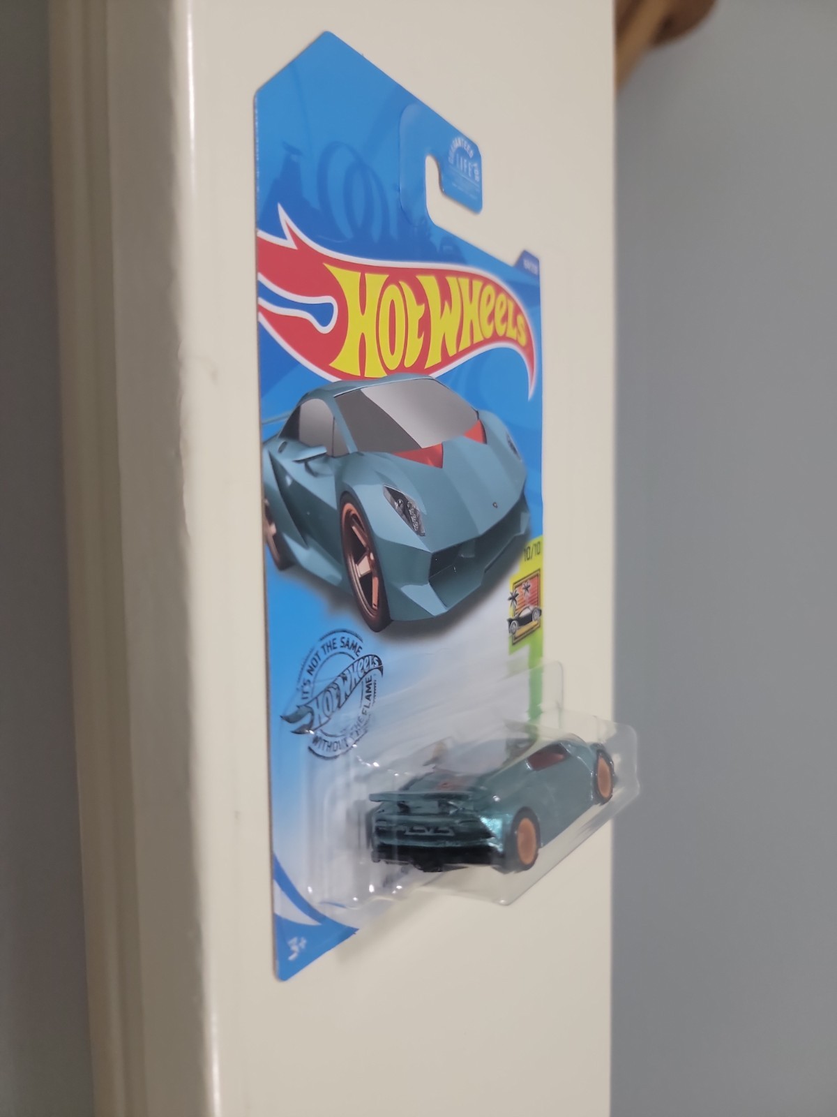 Hot Wheels 2013 Super Treasure Hunt – Lamborghini Sesto Elemento