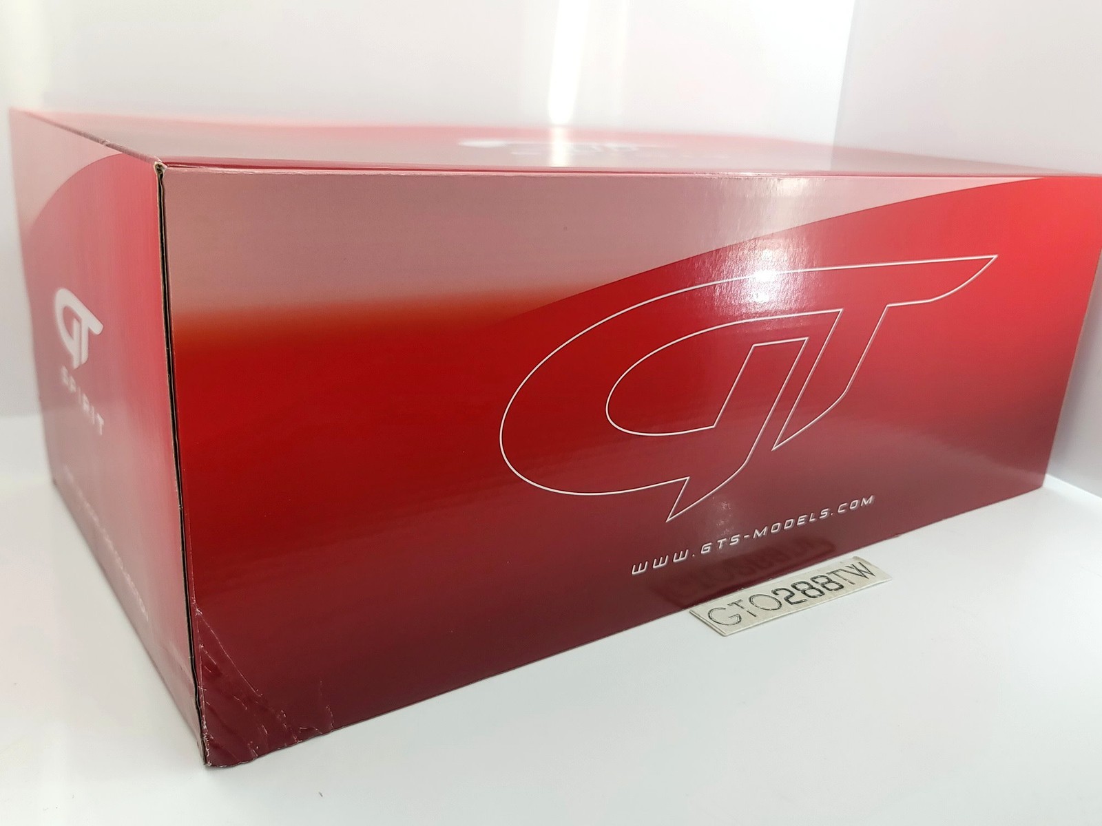 GT Spirit 1:12 scale Aston Martin DB5 1963 Silver(GT066)