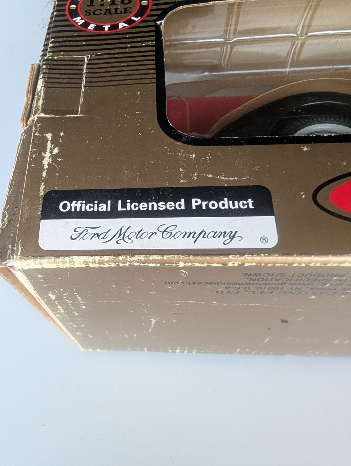Golden Premier Edition 1:18 1940 Ford Replica Pickup Truck Diecast Red/Black