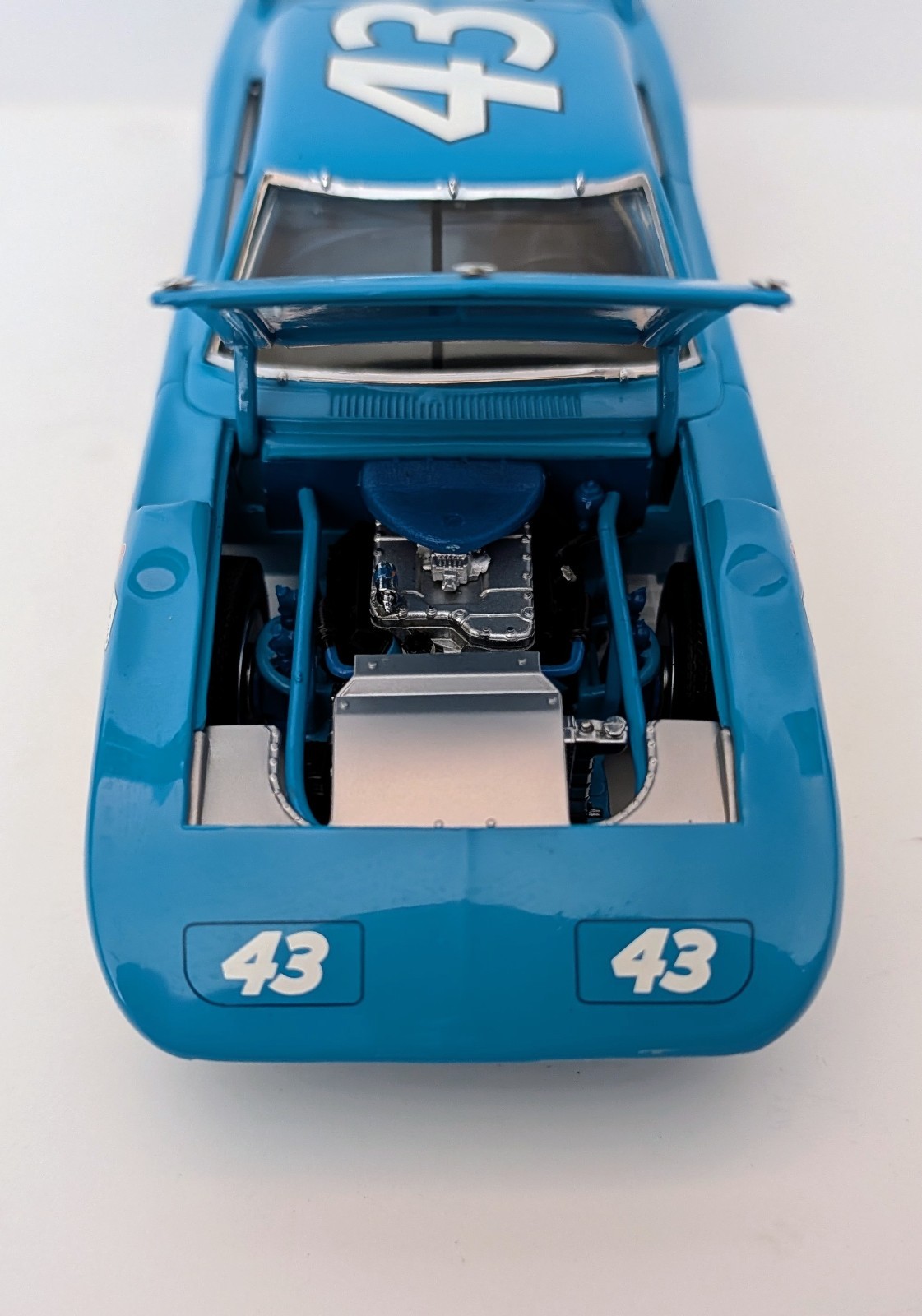 Franklin Mint Richard Petty #43 Plymouth Superbird 1:24 Diecast Precision Model