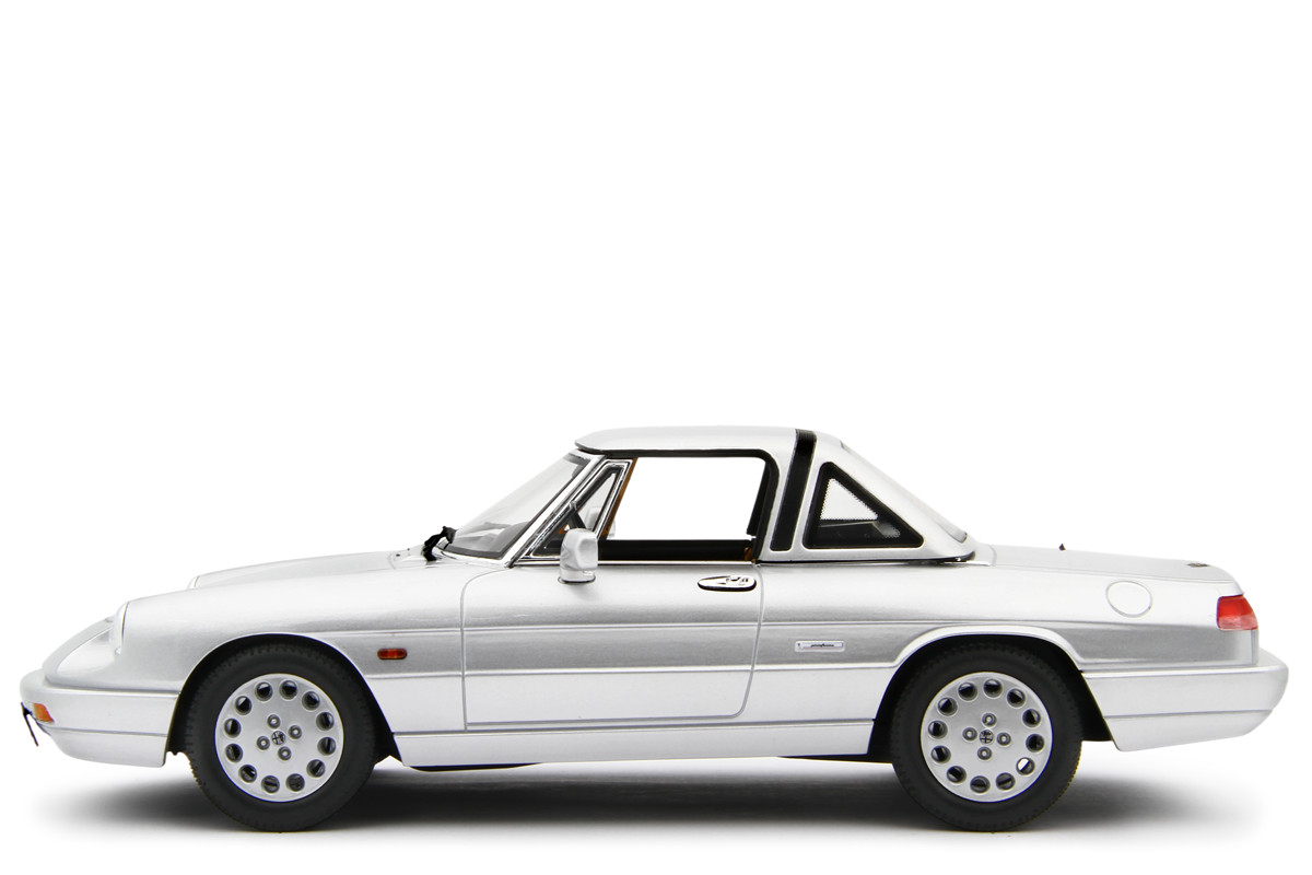 LAUDORACING-MODELS 1/18 Hard Top+ Soft top for Alfa Romeo Spider 1.6 2.0 LM209DC