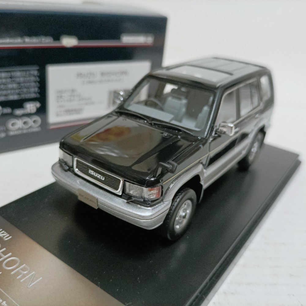 Hi Story 1:43 Isuzu Bighorn 1993 Black Custom Off Road Vehicle Model