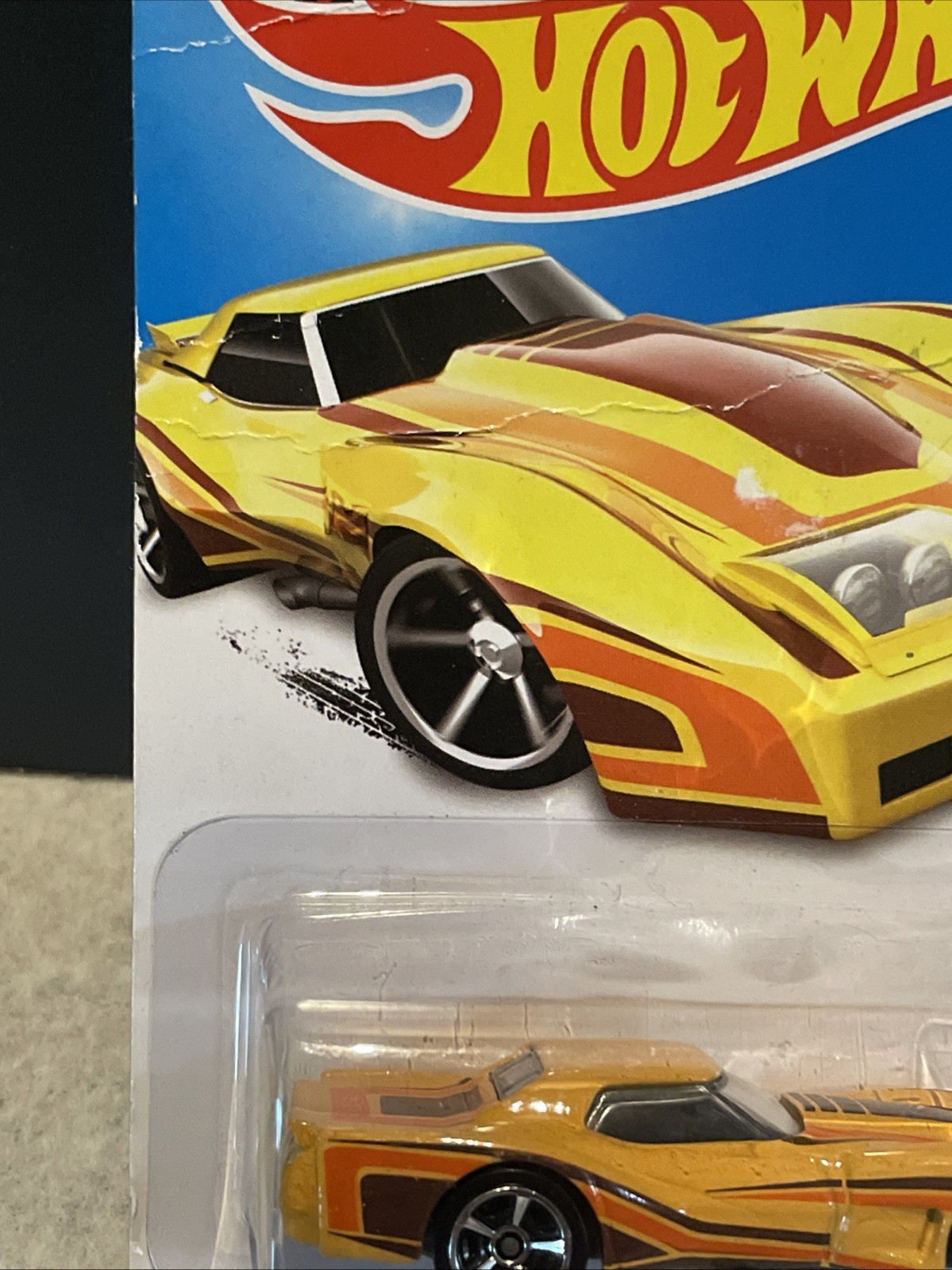 Hot Wheels HW Showroom ’76 Greenwood Corvette Sealed Yellow