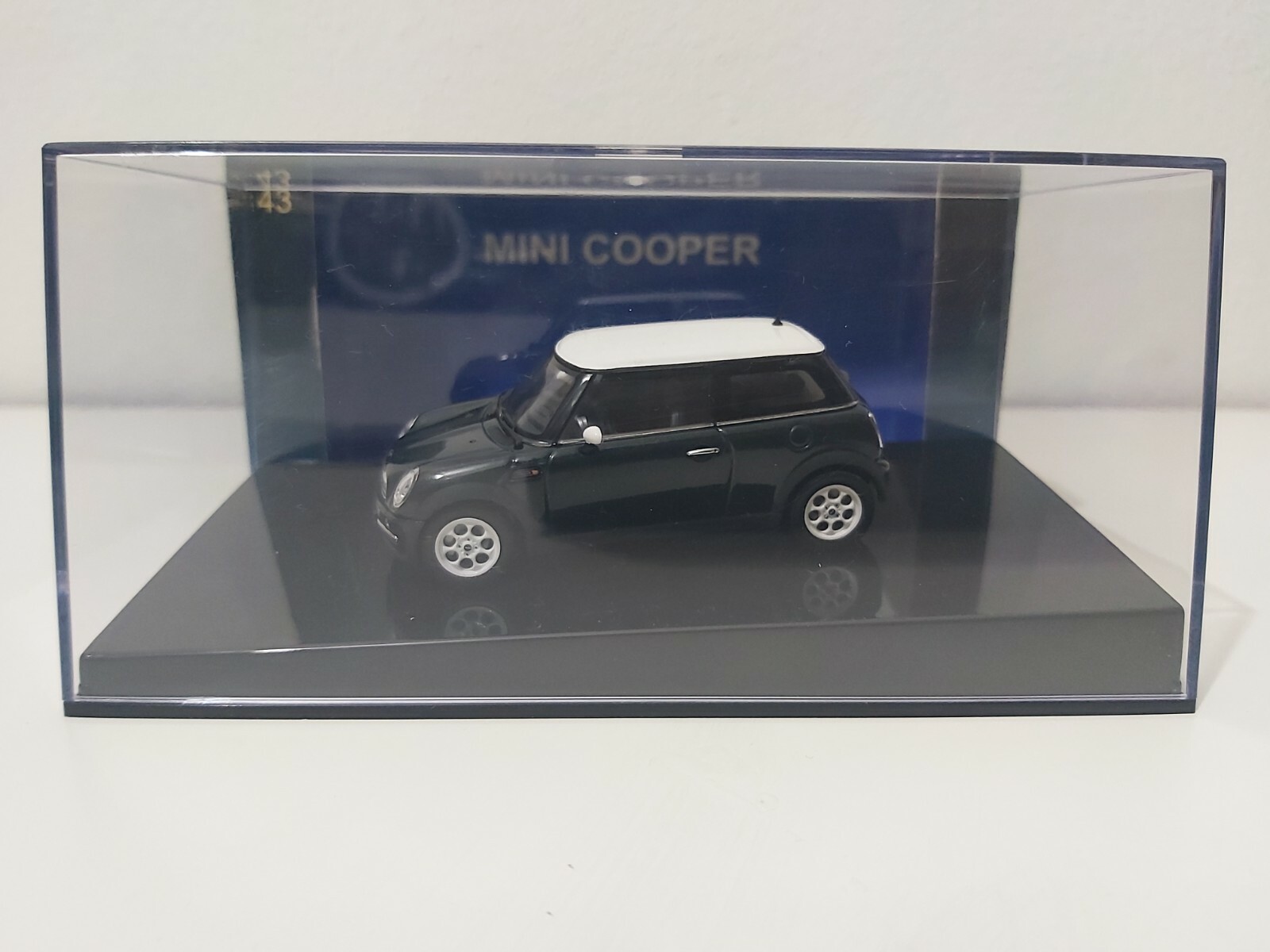 BMW Mini Cooper (Racing Green) 1:43 AUTOart