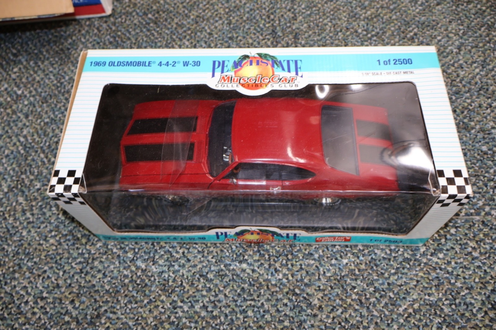 1/18 Ertl Peachstate Collectibles Club 1969 Olds OLDSMOBILE 442 W-30 in Red