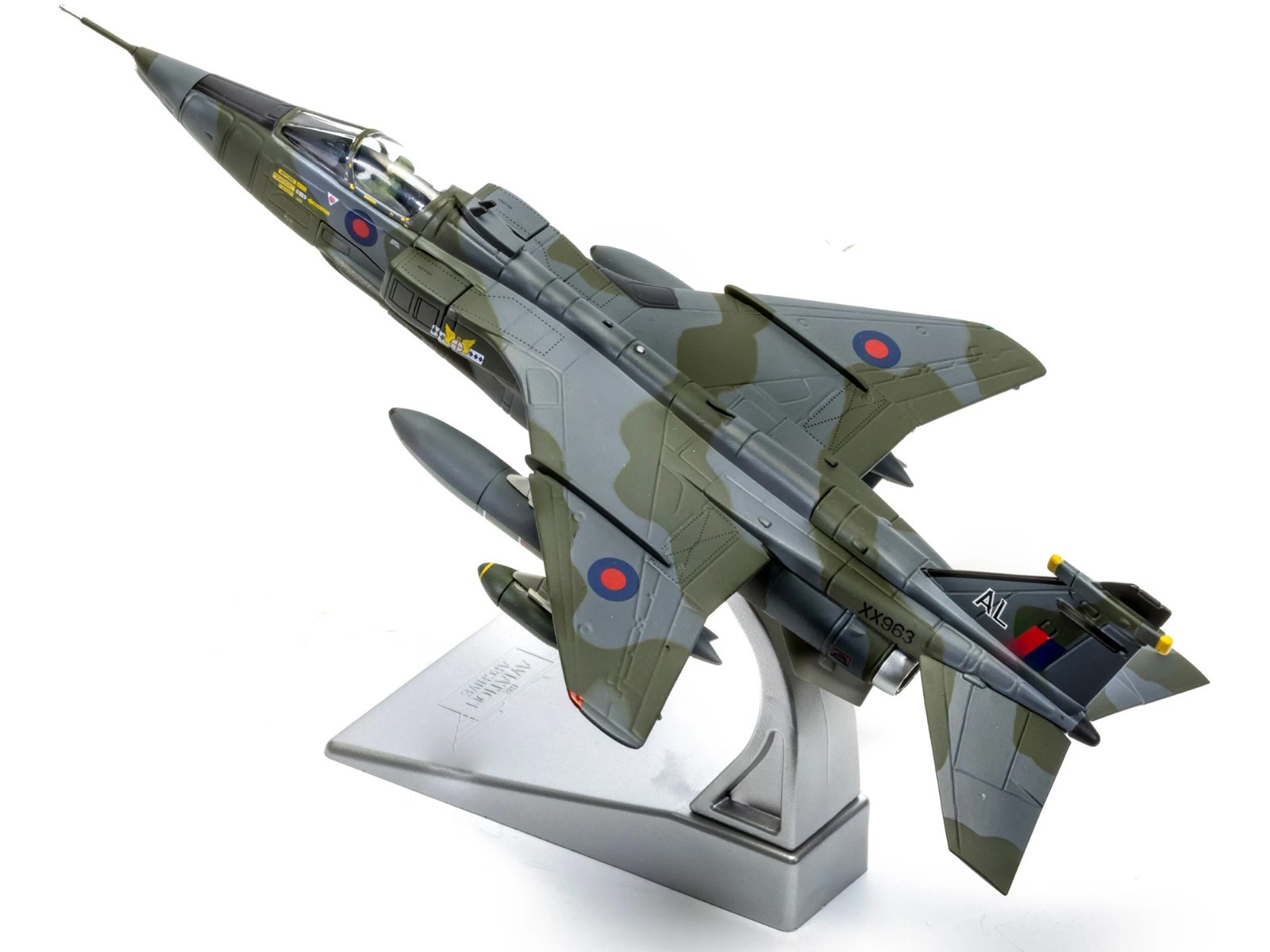 SEPECAT JAGUAR GR.1 AIRCRAFT “RAF GERMANY” (1976) 1/72 DIECAST BY CORGI AA35417
