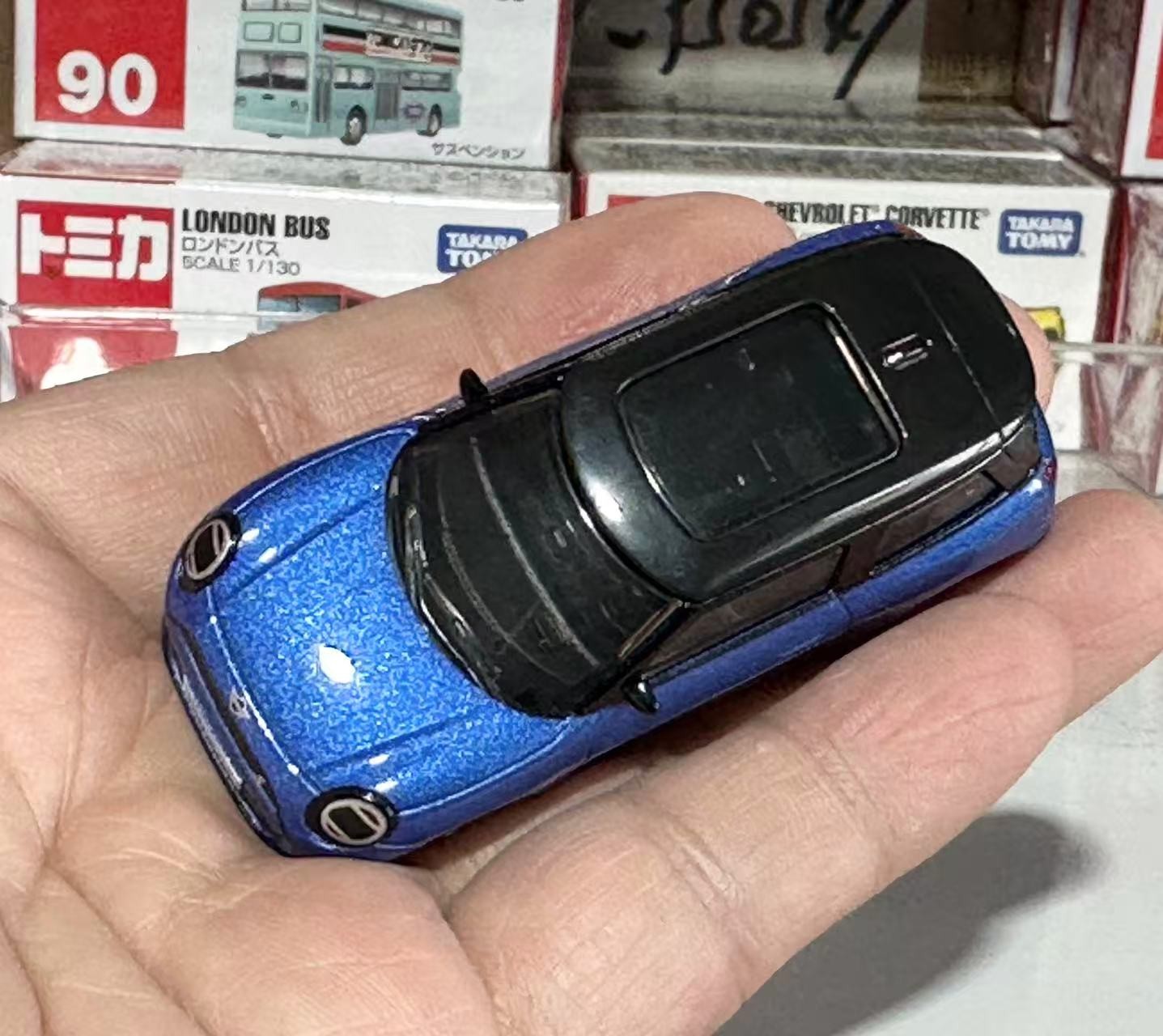 CCA 1:64 Mini Cooper Diecast Metal Model Car Vehicle New in Box