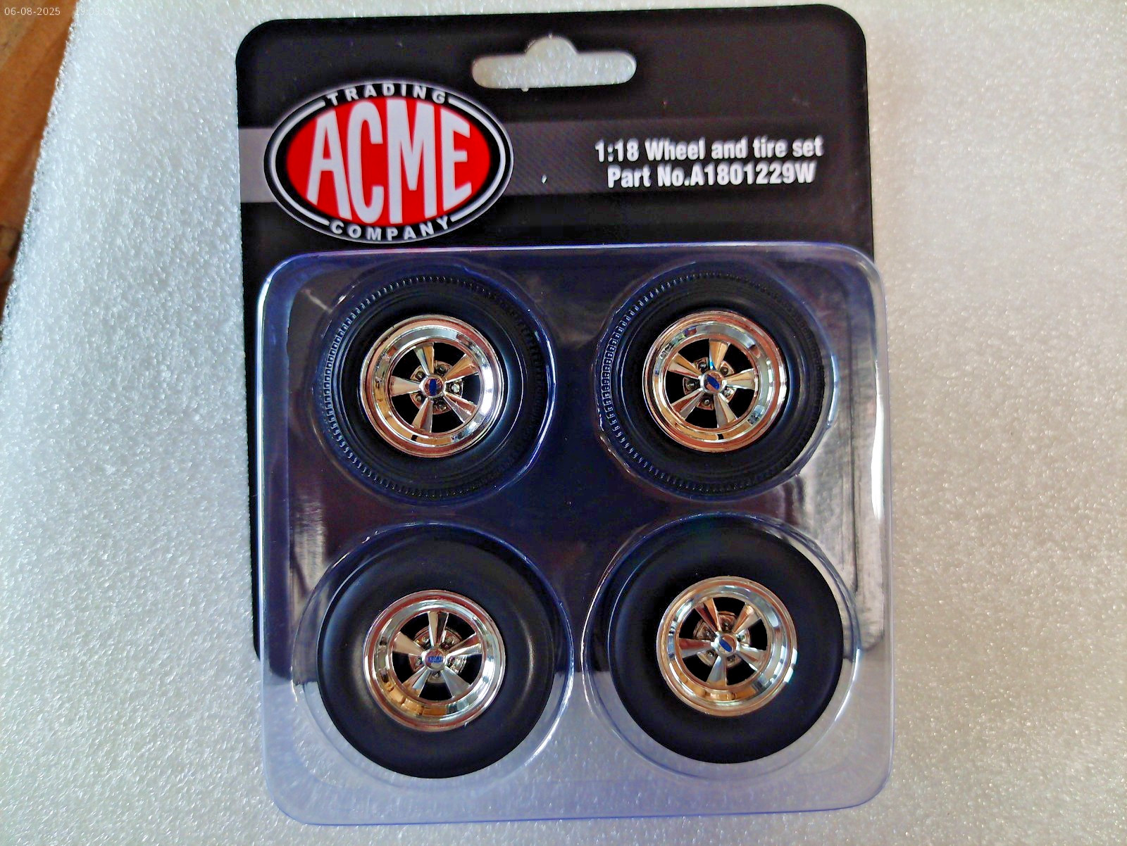 ACME VINTAGE CRAGAR WHEEL TIRE DRAG SET BLACK SIDE WALL 1:18 ACME GMP A1801229W