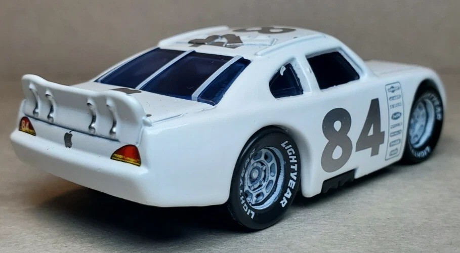 Pixar Cars Mac iCar Apple Car 84 Diecast Stock Car Piston Cup FC