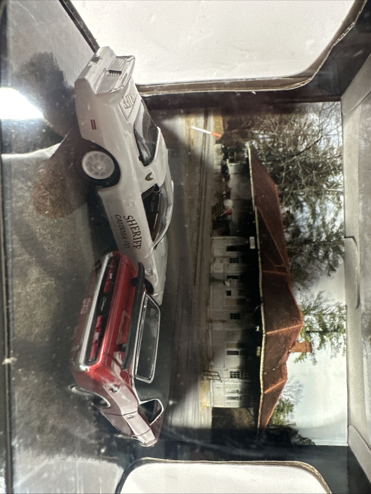 Greenlight Diorama Hot Pursuit Highway Pontiac, Trans Am And Dodge Charger 2012
