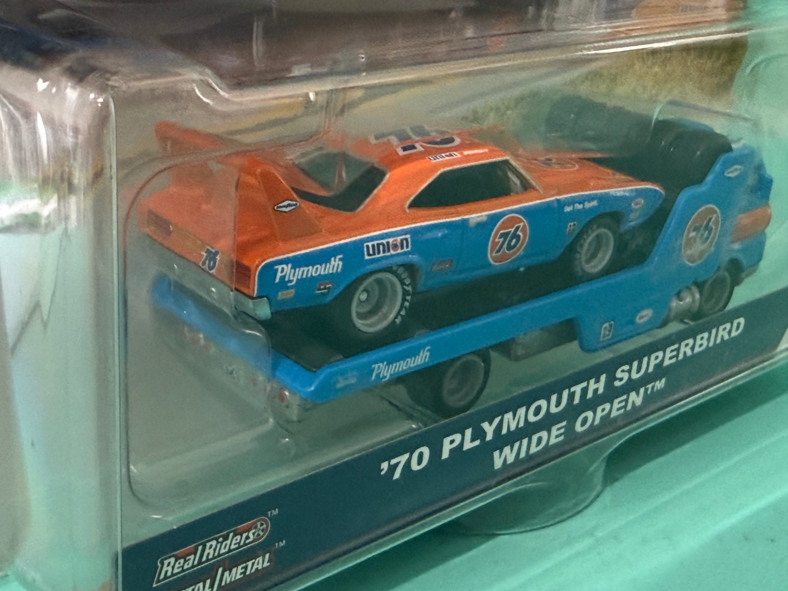 HOT WHEELS TEAM TRANSPORT #18 ’70 PLYMOUTH SUPERBIRD WIDE OPEN REAL RIDERS METAL