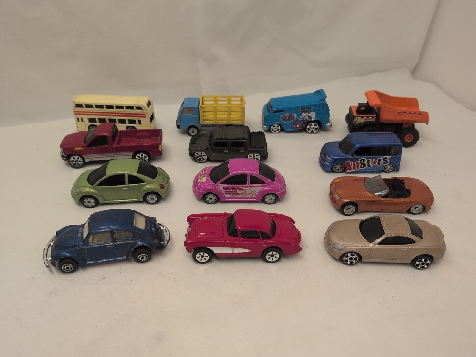 Maisto 1/64 Diecast Lot of 13 Loose Cars Various Years and Models See Photos