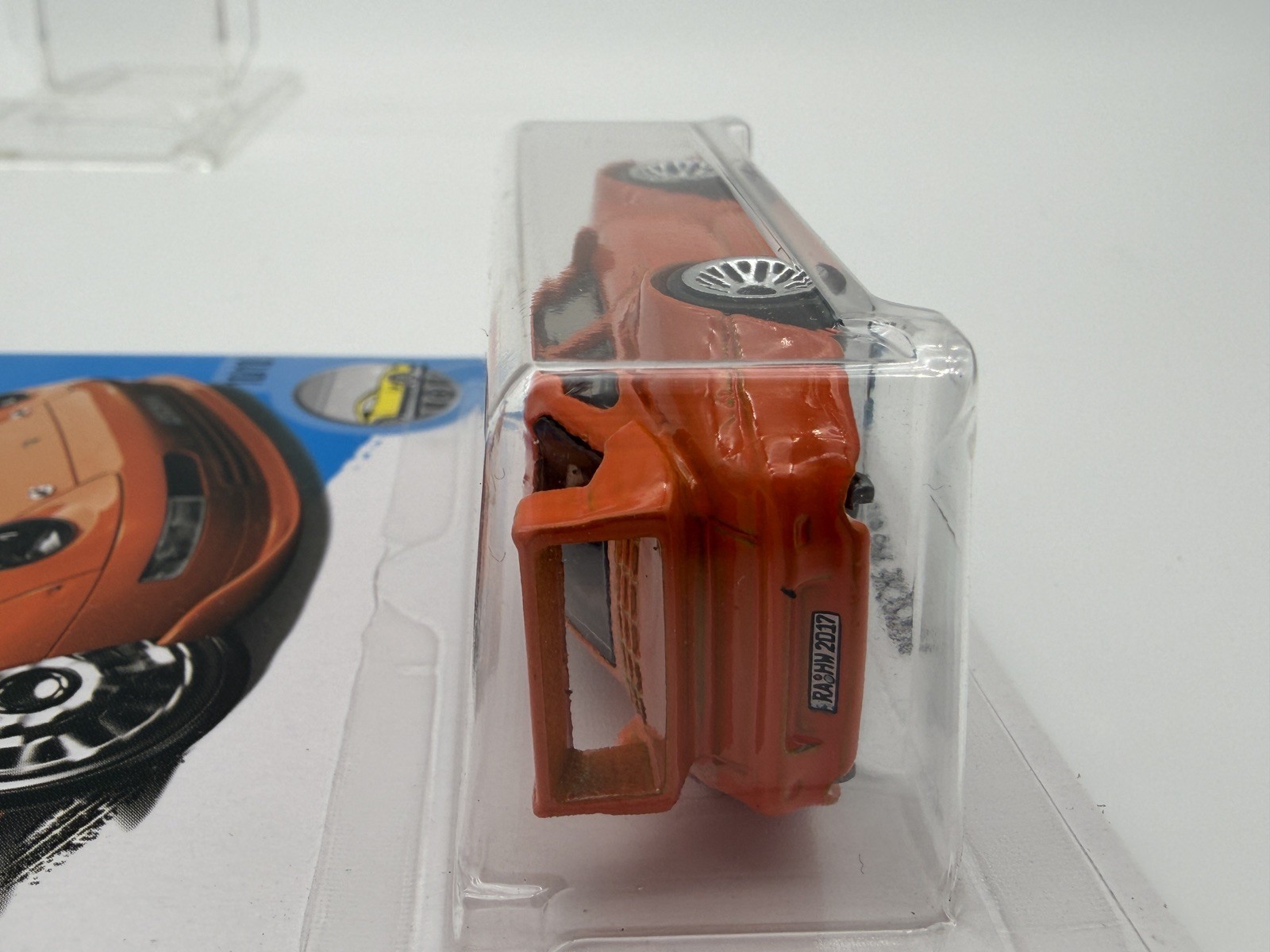 2017 Hot Wheels PORSCHE 993 GT2 Orange 30/365 Factory Fresh New Protector Inc