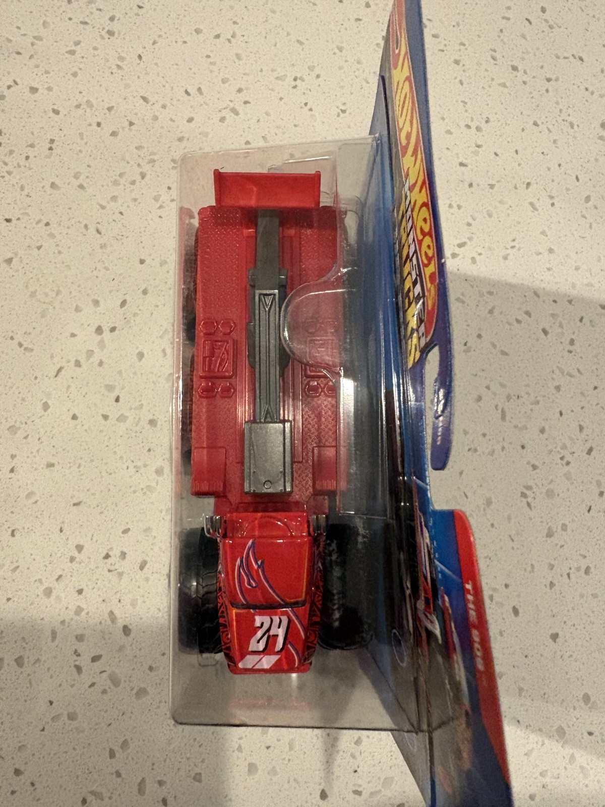 Hot Wheels Monster Trucks Big Rigs The 909 1/64 Truck Red Version New in Package