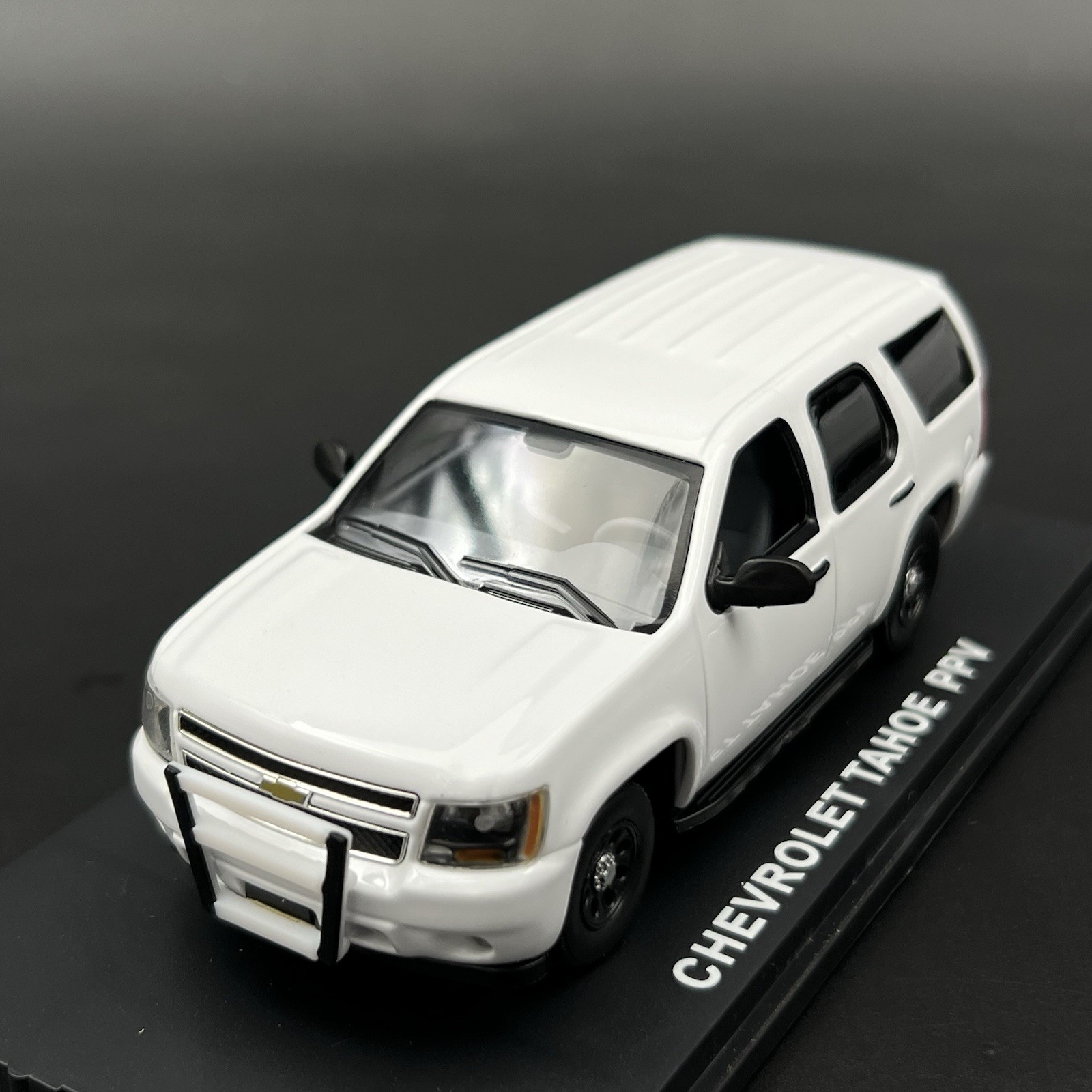 2 Pack 1/43 NYPD Style Sedan + SUV Push Bumper New York Police Sheriff