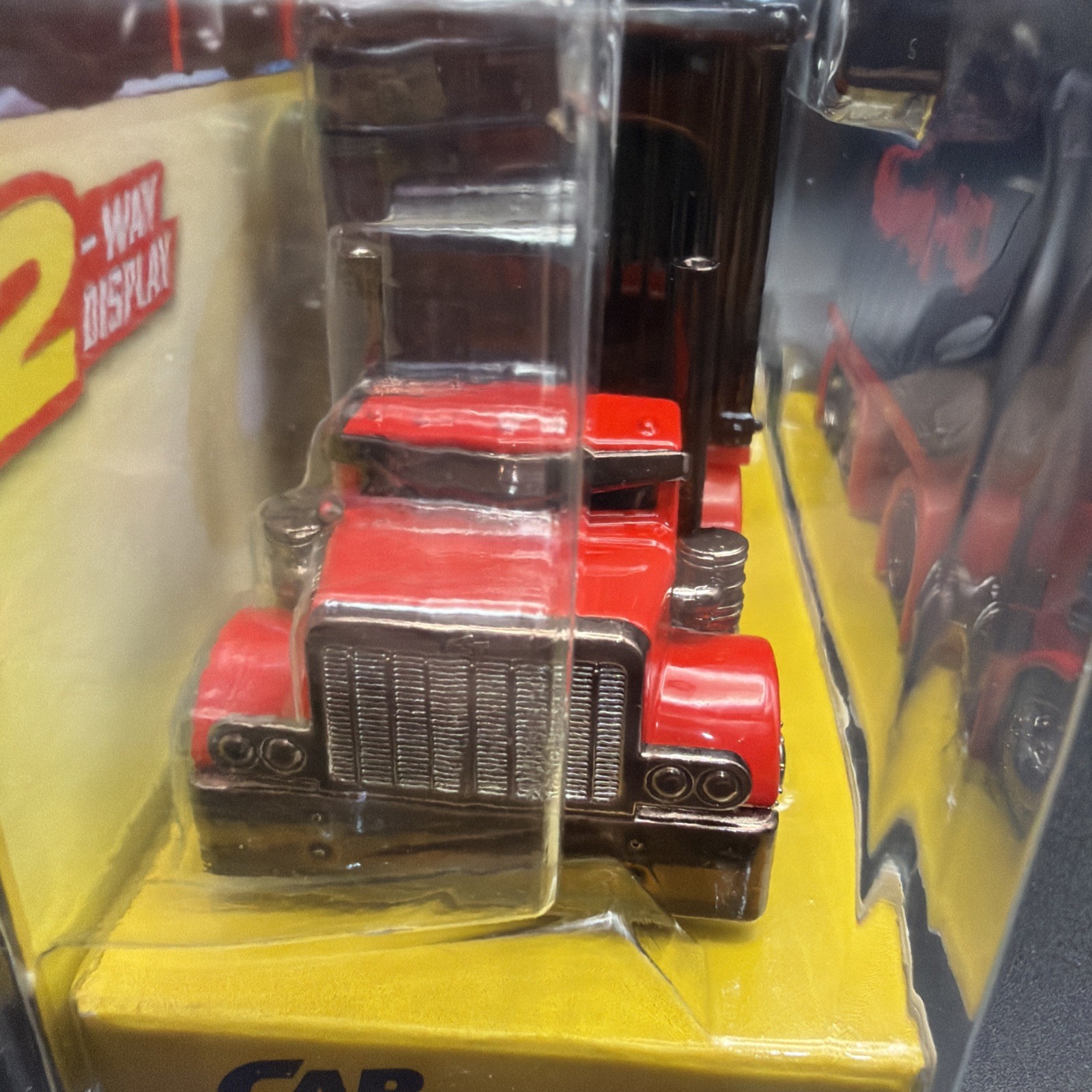 Car Tuned RIGS Series 3 – Sneaky Pete Container #03 – Red W/ Black Container