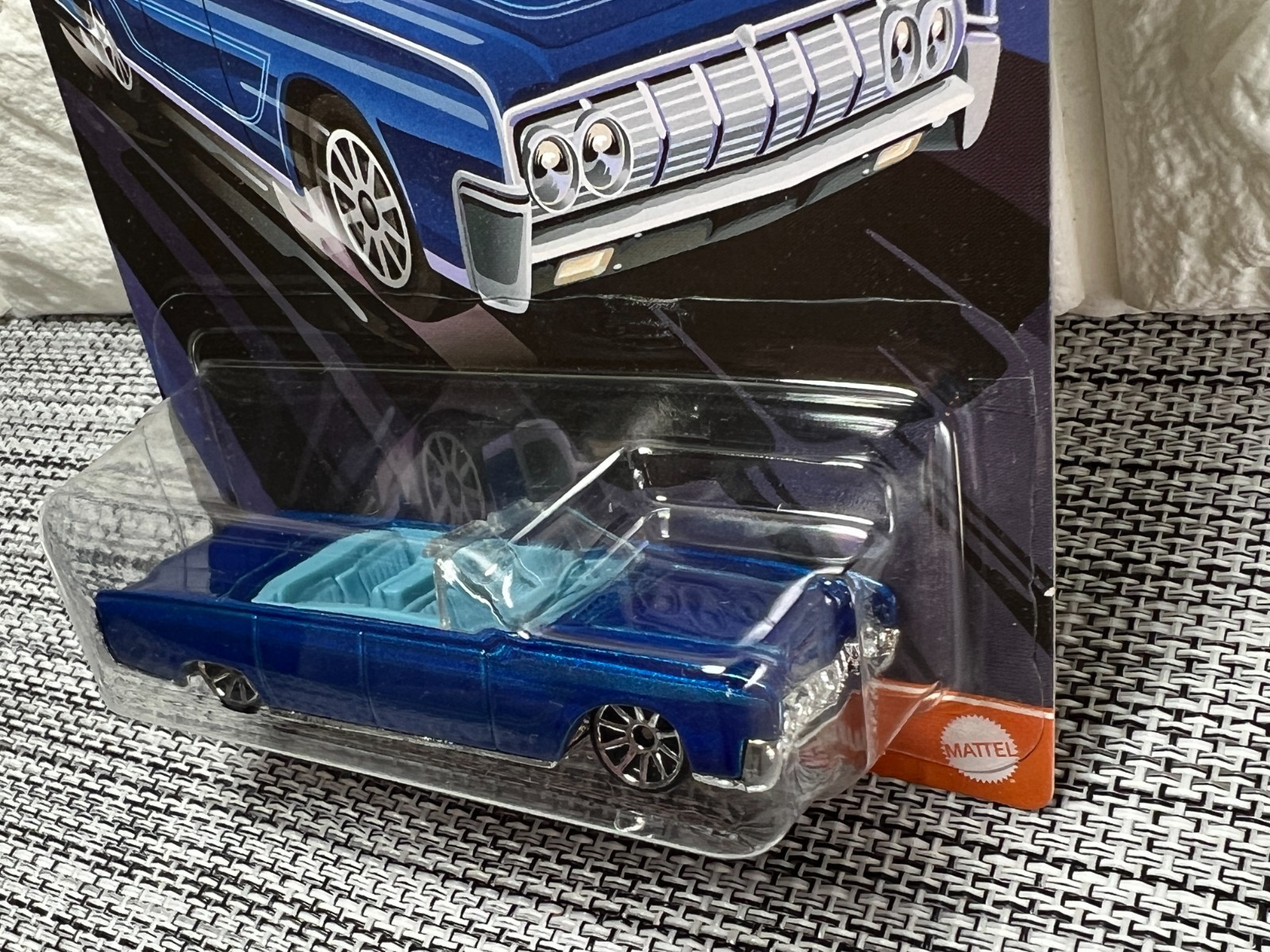 Hot Wheels Convertible Series 5/10 ’64 Lincoln Continental Convertible Blue