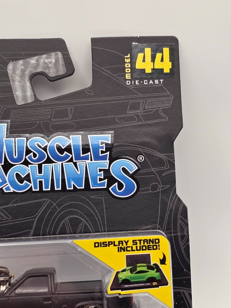 Muscle Machines 1993 Chevrolet 454 SS Pickup #44 By Maisto Matte Black (WN)