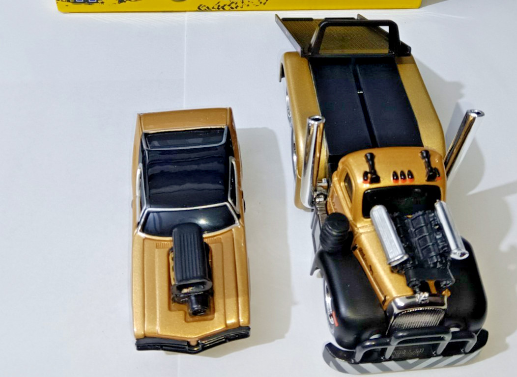1:64 1953 MACK B-61 FLATBED & 1970 442 OLDSMOBILE OUT OF PRODUCTION SEALED NEW!!