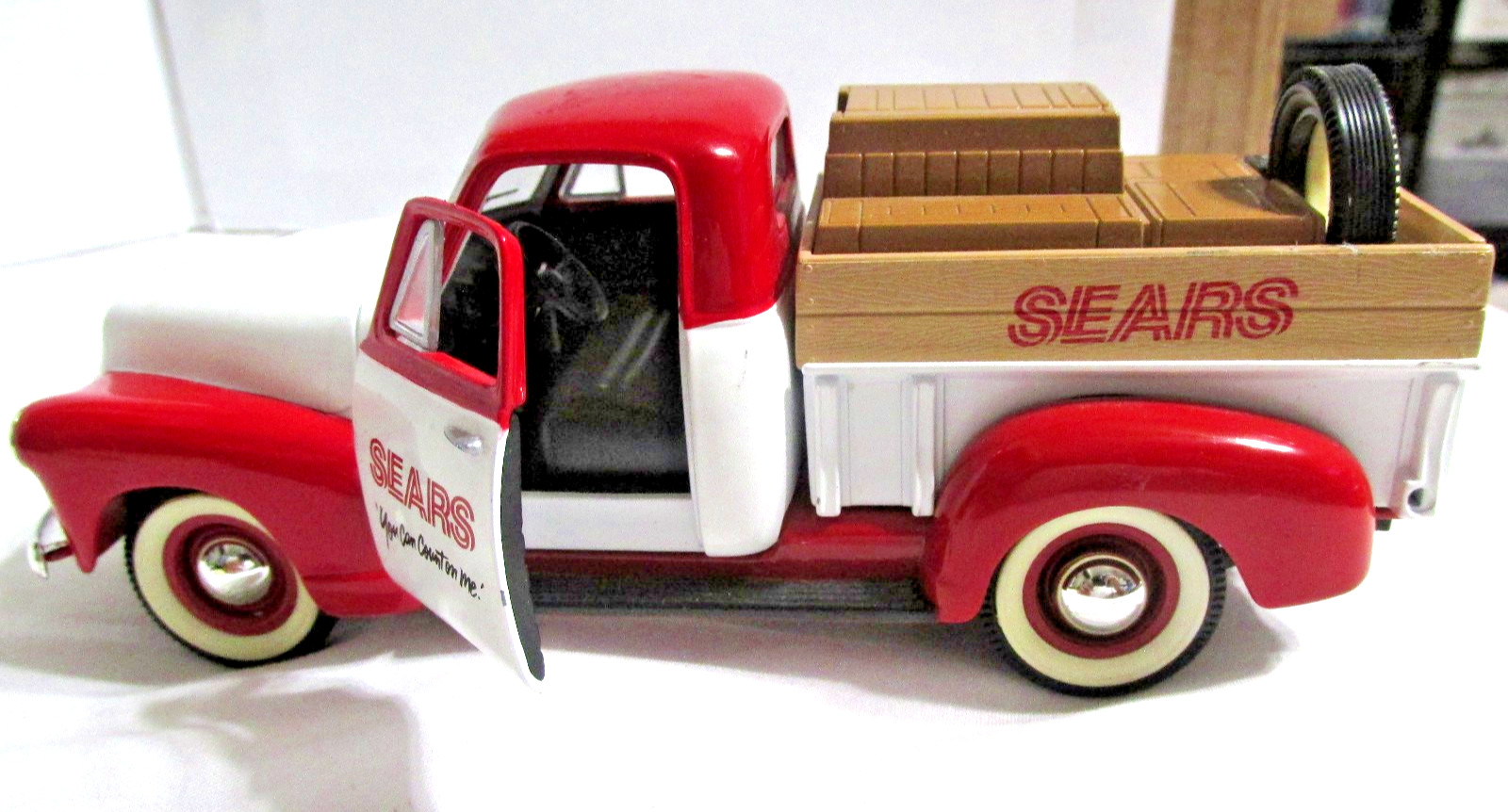 SpecCast Liberty Classics 52 Chevy (7128) Sears Craftsman Diecast Truck
