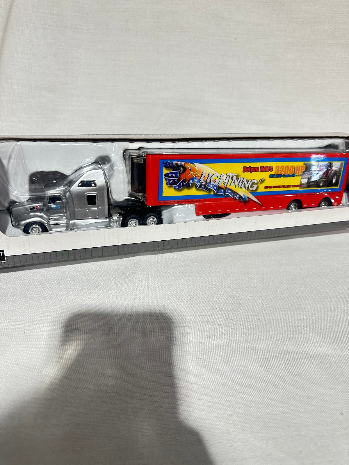 Case IH Ride The Lightning Pulling Tractor Kenworth Semi By SpecCast 1/64th