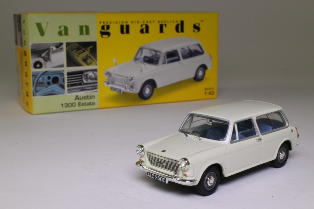 AUSTIN 1300 ESTATE SNOWBERRY WHITE VANGUARDS 1:43 UK UNITED KINGDOM ENGLAND RHD