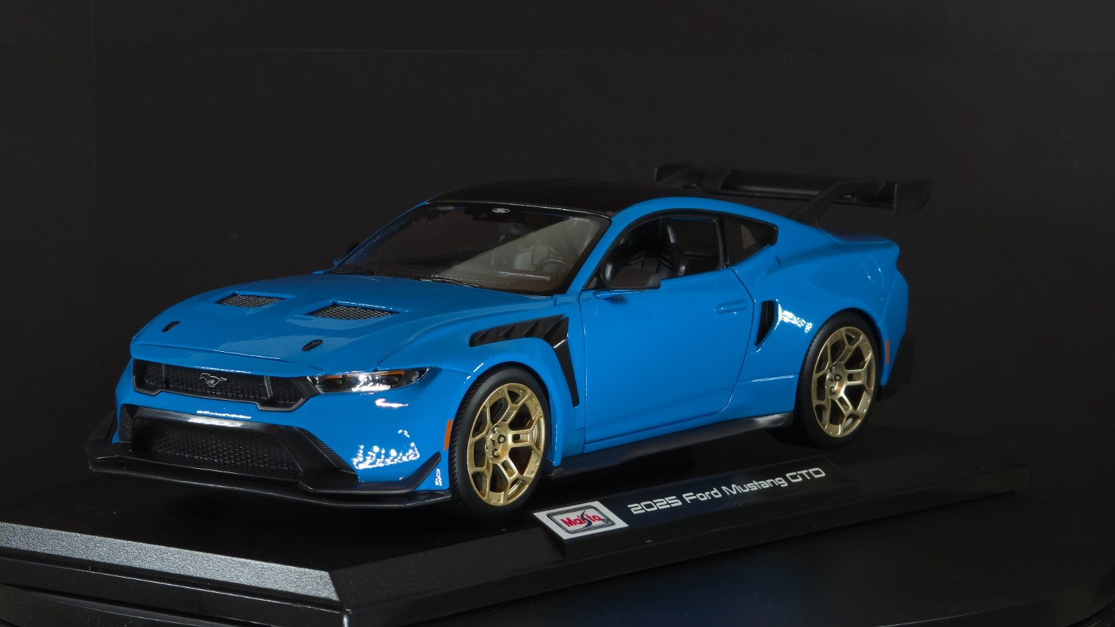 2025 Ford Mustang GTD 1:18 Maisto Exclusive Style Special Edition