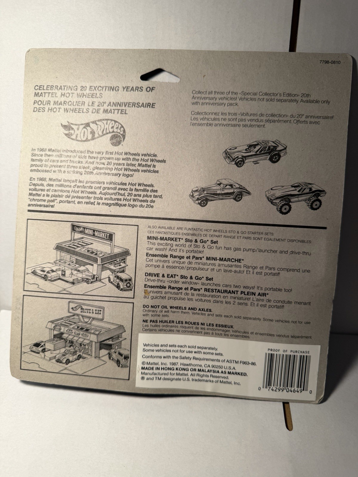 Hot Wheels 1988 20th anniversary LOT of 2 three car sets please see photos