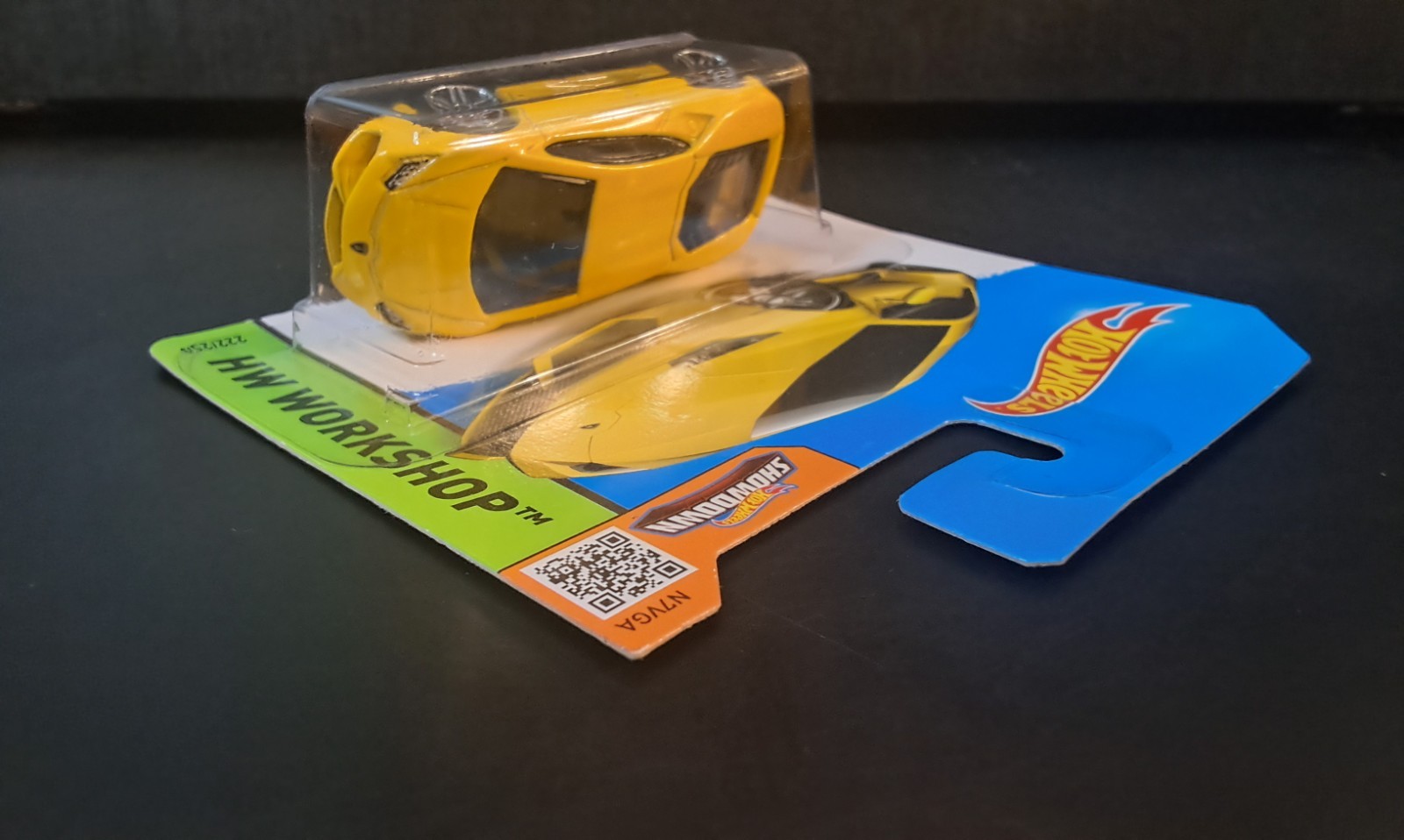 Hot Wheels Workshop 2015 222/250 – Lamborghini Huracan LP 610-4 in Yellow