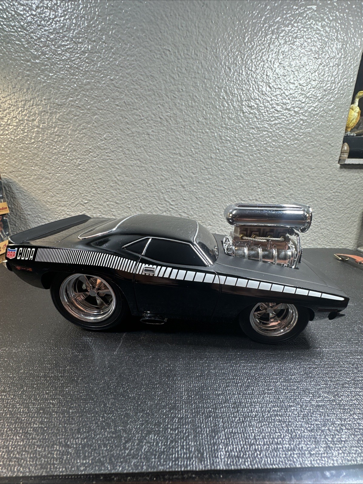 Muscle Machines 1970 Plymouth ’70 Cuda 1:18 Black /matte Black 2000 Fun line
