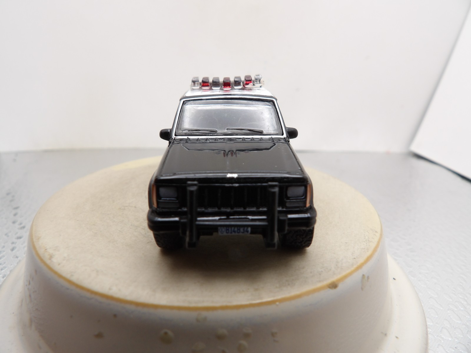 1993 JEEP CHEROKEE CALIFORNIA HIGHWAY PATROL 2021 GREENLIGHT HOT PURSUIT 1:64