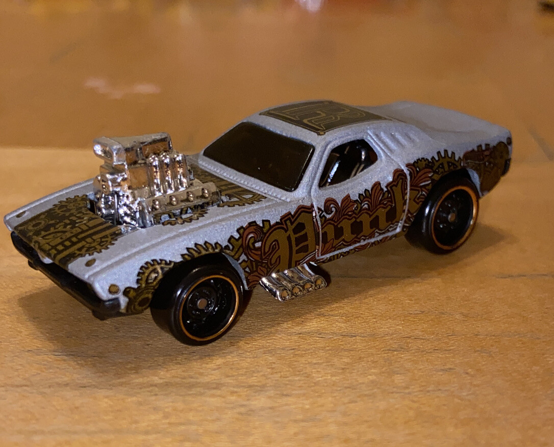 Hot Wheels 2015 Rodger Dodger Rare Steam Punk Flat Silver Gold Rims Original Car