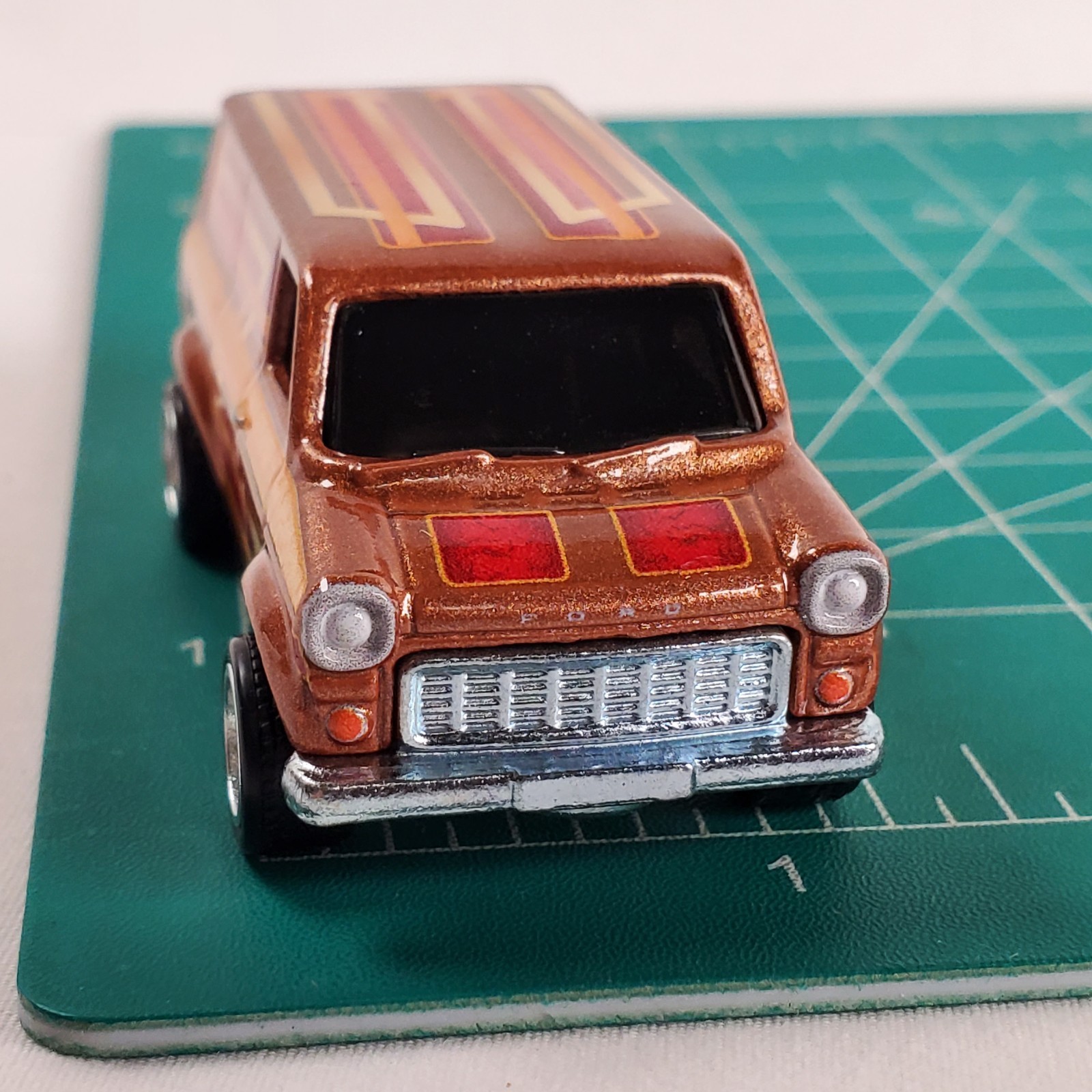 Hot Wheels Premium 2024 HW Boulevard #109 Ford Transit Supervan Real Riders