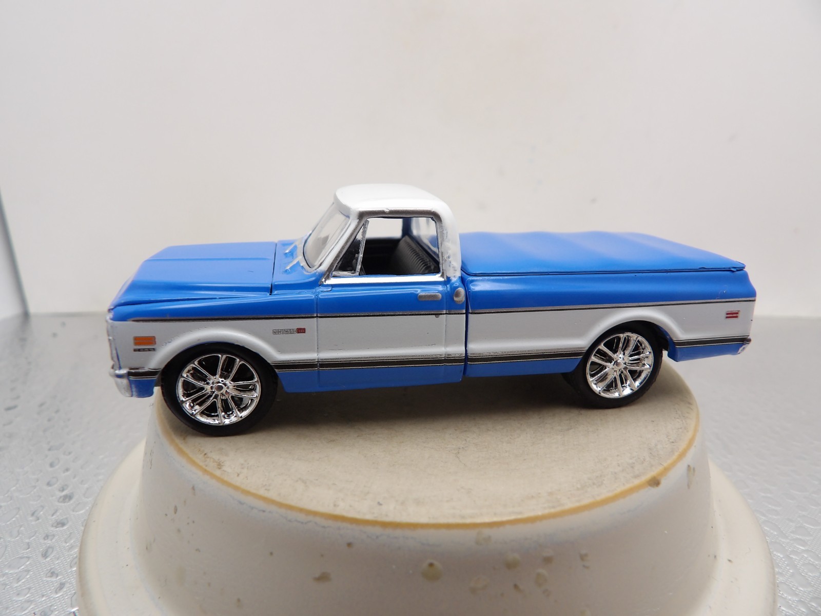 1971 CHEVROLET C-10 SUPER CHEYENNE PICKUP 2024 GREENLIGHT BARRETT-JACKSON 1:64