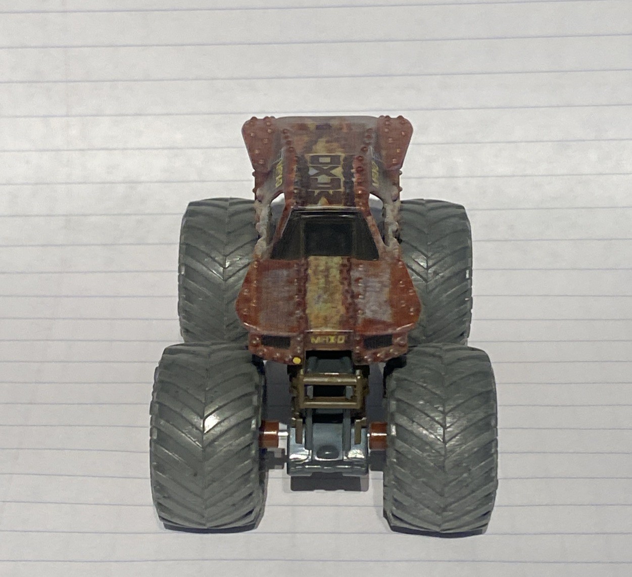 Spin Master Monster Jam MAX D Zombie Vs Hunter Truck New 1:64