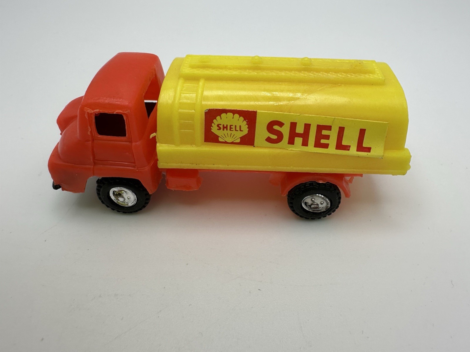 Assorted Commercial Trucks CHADWICK MILLER INC. Hong Kong 1976