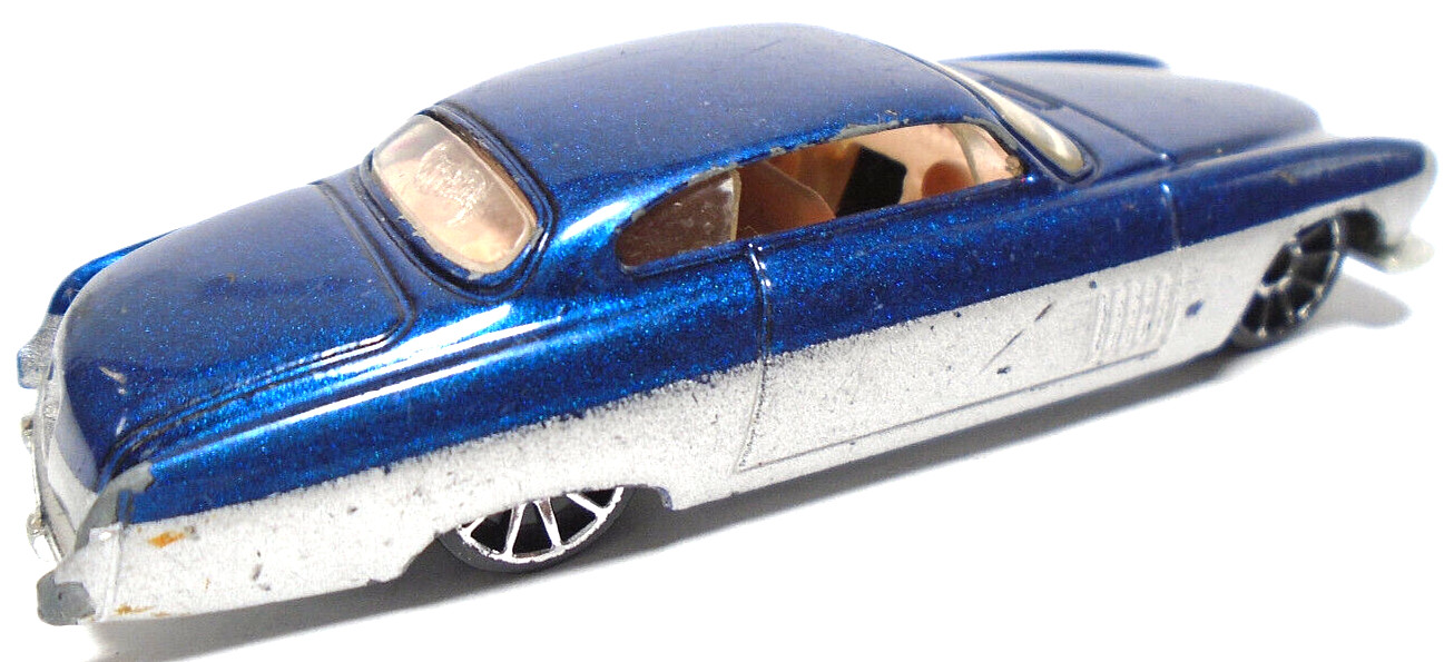 2002 HOT WHEELS MYSTERY CARS FISH’D & CHIP’D BLUE & SILVER 3 1/8″ DIECAST CAR
