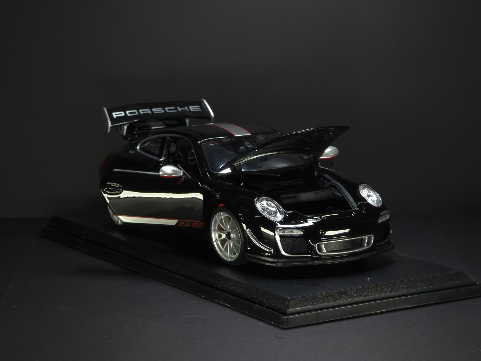 Porshe 911 GT3 RS 4.0 1:18 Maisto Exclusive Style Special Edition – Black